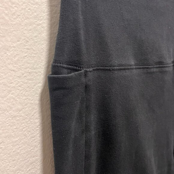 Hollister Ultra High Rise Black Leggings Size Large Pocket Ankle - Picture 3 of 7